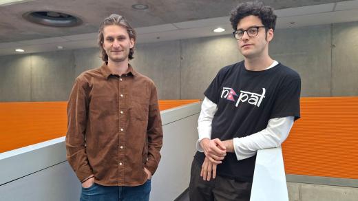 Island Mint v ArtCafé