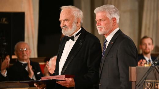 Petr Pavel vyznamenal Zdeňka Svěráka