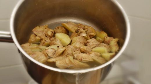 Příprava zázvorového rozvaru