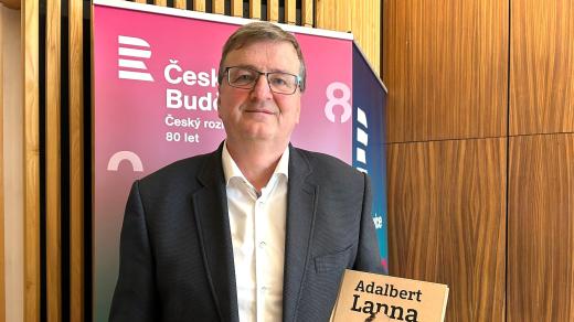 Martin Maršík, ředitel českobudějovického Biskupského gymnázia a spoluautor knihy o rodu Lannů