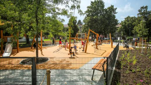 Hřiště na Palackého náměstí v Českých Budějovicích