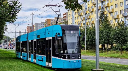 Moderní tramvaje mají mít klimatizaci, neomezenou wi-fi, bezpečnostní kamery i natikolizní systémy