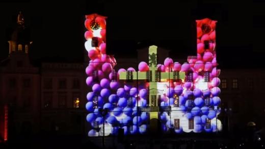 Hradec Králové má za sebou premiérový novoroční videomapping