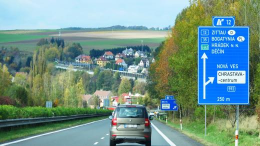 Silnice v Libereckém kraji směr Hrádek nad Nisou, Žitava (ilustrační foto)