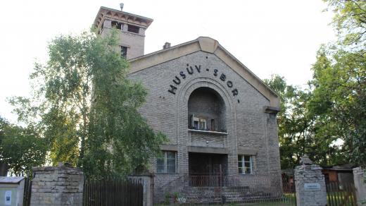 Památkově chráněný Husův sbor v Lužné u Rakovníka