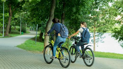 Hradec Králové je rájem cyklistů. Člověk se dopraví na kole za 15 minut z jednoho konce na druhý (ilustrační foto)