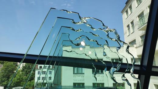 Muzeum skla a bižuterie v Jablonci nad Nisou, pohled z Krystalu