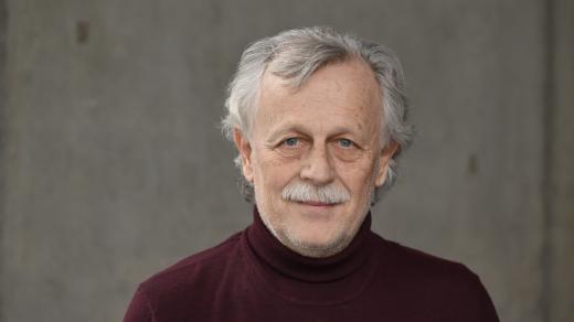 Písničkář, textař, prozaik i překladatel Jiří Dědeček