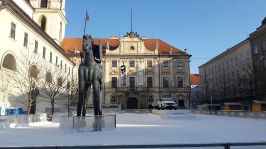 Kluziště pod Joštem na Moravském náměstí v Brně