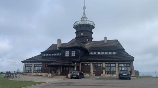 Plánovaná přestavba vnitřních prostor Jiráskovy chaty na Dobrošově u Náchoda se neuskuteční