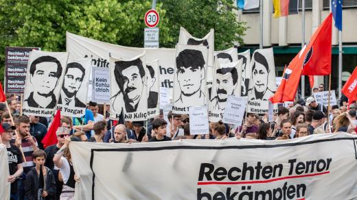 Demonstrace proti rasismu a ultrpravicovému terorismu v Německu po smrti Waltera Lübcke 