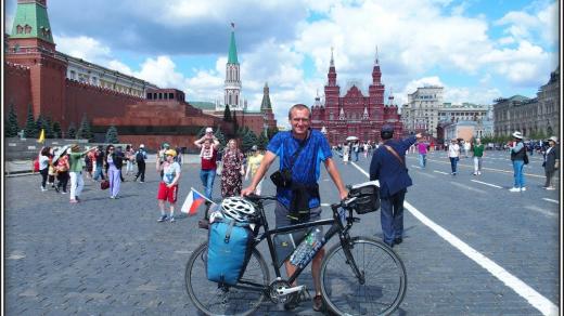 Tentokrát Radek Hroch při svém cyklistickém putování vyrazil na severovýchod Evropy 