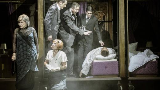 Liberecké Divadlo F. X. Šaldy uvádí premiéru adaptace slavné detektivky Vražda v Orient Expresu.