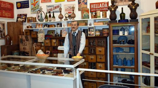 Prvorepubliková lékárna v muzeu ve Skutči