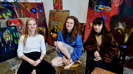 Fake Gucci studio – zleva: Edita Hornová, Julie Stavianis Špačková, Viktorie Macánová