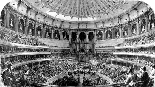 První představení v Royal Albert Hall se uskutečnilo 28. března 1871