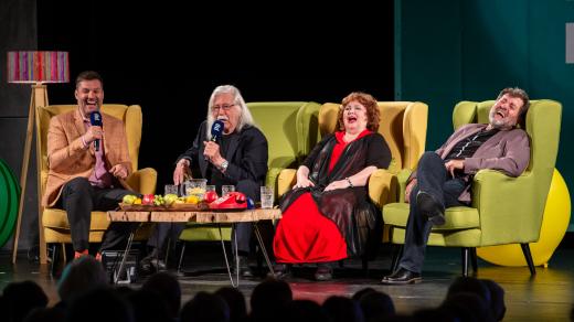 Humoriáda na cestách - Prostějov 2023: Zleva Patrik Rozehnal, Josef Fousek, Naďa Konvalinková a Zdeněk Junák