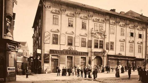 Ferdinandova třída v Brně roku 1899, pohled od Orlí směrem ke Květinářské ulici