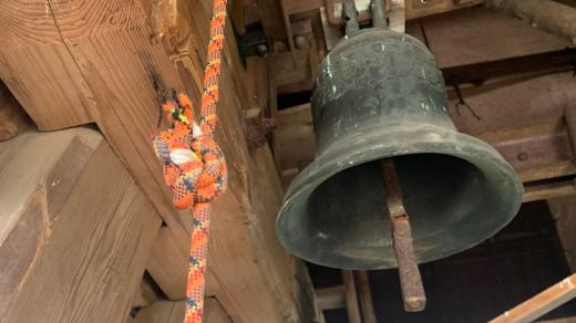 Lidé z Nového Hrádku na Náchodsku chtějí mít v kostele zase třetí zvon