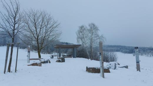Kamenná vyhlídka Votice je ve své podstatě zajímavou venkovní geologickou expozicí