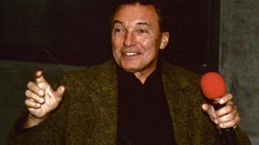 Karel Gott v roce 2003