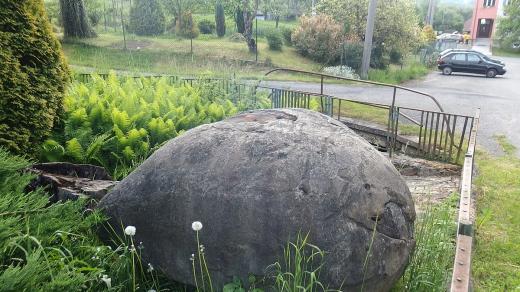 Kamenné koule ve Vidči