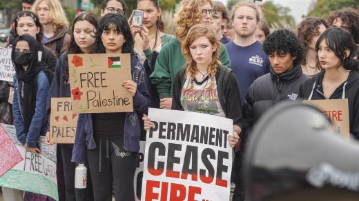 Studentský protest za Palestinu v Alamedě (Kalifornie)