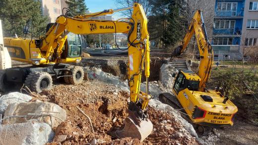 Bourání mostů ve Školní ulici v Příbrami