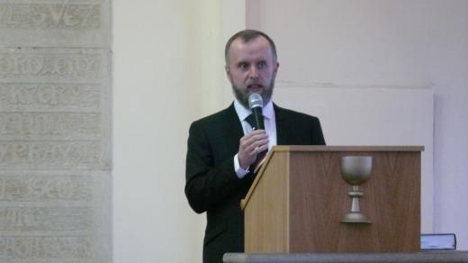 Filip Štojdl byl znovu zvolen biskupem plzeňské diecéze Československé církve husitské