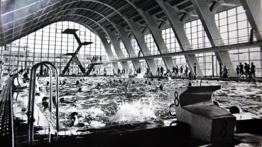 Plavecký stadion Podolí na historickém snímku
