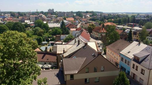Výhled z věže Občanské záložny ve směru na Pardubice