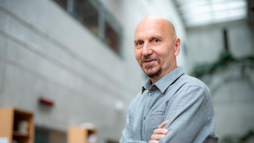 Petr Hartman, moderátor a komentátor Českého rozhlasu Plus