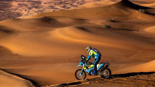 Motokrosař Martin Michek na trati Rallye Dakar