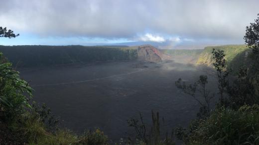 Pohled na kráter Iki který je součástí sopky Kīlauea