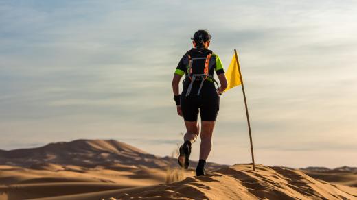 Náročný maraton v Saharské poušti