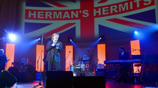  Peter Noone je známý především jako Herman z úspěšné kapely šedesátých let Herman's Hermits