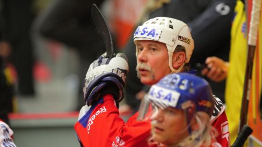 Vladimír Caldr, bývalý hokejový útočník a trenér