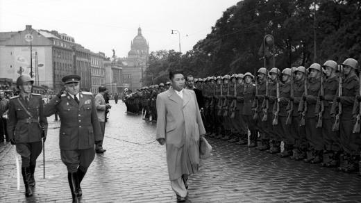 Dne 21. června 1956 přijela do Prahy vládní delegace KLDR vedená předsedou rady ministrů Kim Ir-senem