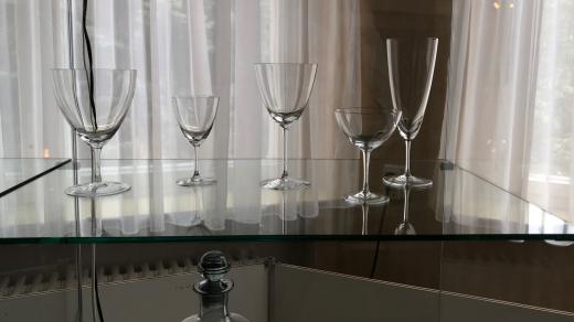 Výstava nerozbitného skla v muzeu ve Weißwasseru
