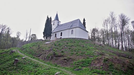 Kostel sv. stanislava v Hynčině byl dostavěn v roce 1722