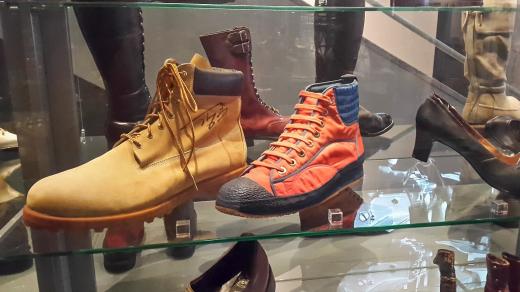Výstava obuvi v Muzeu jihovýchodní Moravy ve Zlíně