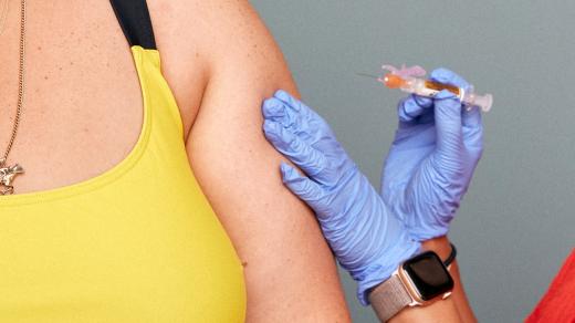 Rakovině děložního čípku se dá předcházet včasným očkováním (ilustrační snímek)