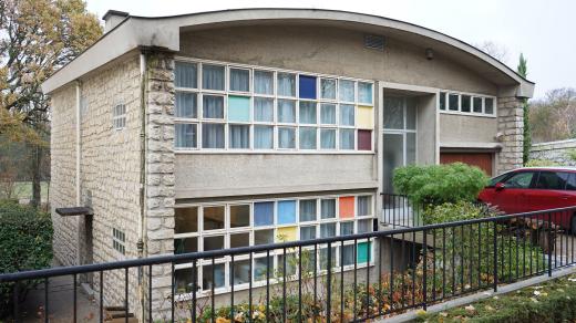 Maison Badin ve Francii, architekt Paul Nelson a malíř Fernand Léger