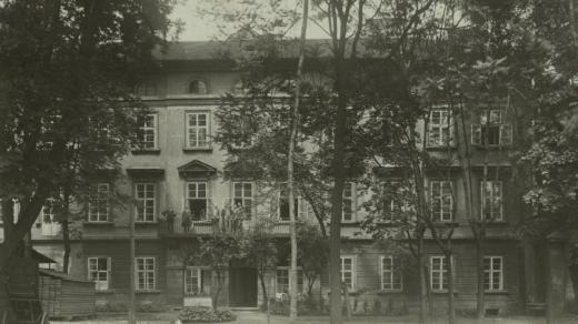 První sídlo Městské knihovny ve Svatováclavské věznici