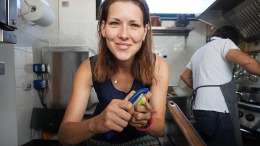 Jídlo, slunce, jídlo, italština, jídlo, památky, jídlo… Michaela Bugrisová alias BackPackLady si v létě koupila jednosměrnou letenku do sicilského Trapani