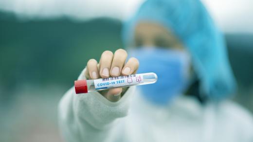 Nové testy na odhalení koronaviru jsou mnohonásobně rychlejší