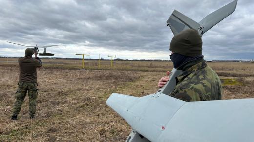 Letiště v Bochoři na Přerovsku nově využívají vojáci jednotky bezpilotních letounů