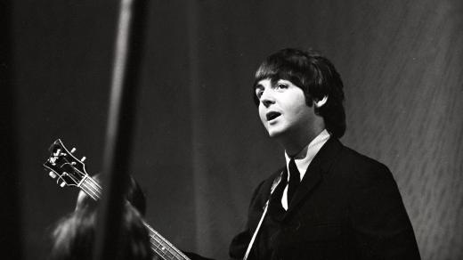 Paul McCartney na snímku z roku 1965