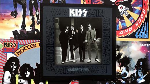 Album Dressed to Kill od skupiny Kiss