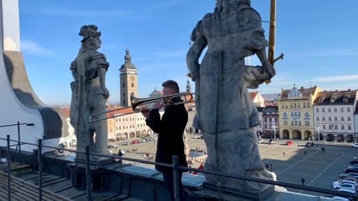 Koncert na střeše radnice v Českých Budějovicích